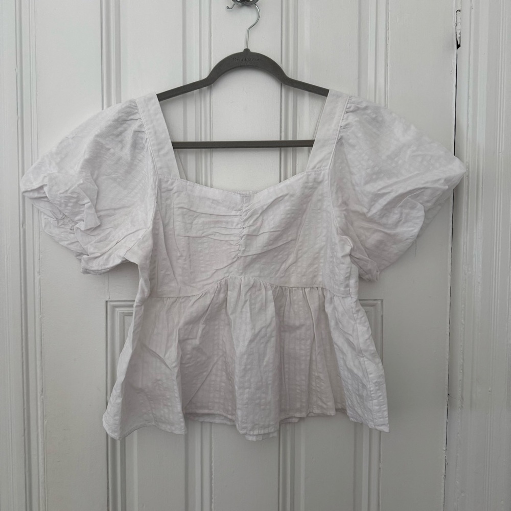Old Navy White Seersucker Puff Sleeve Women's Top Size L